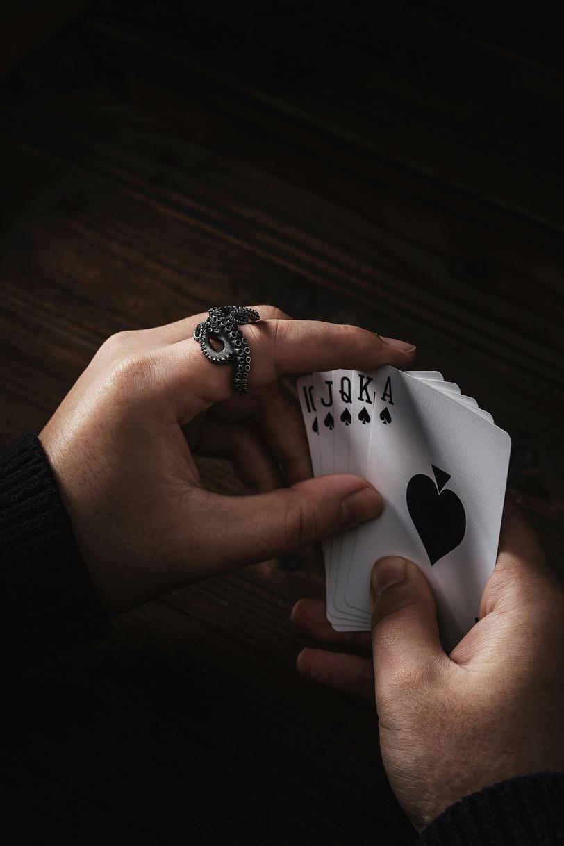 Casino Bonuses vs Sportsbook Bonuses: Understanding the Key Differences Casino Bonuses vs Sportsbook Bonuses: Understanding the Key Differences